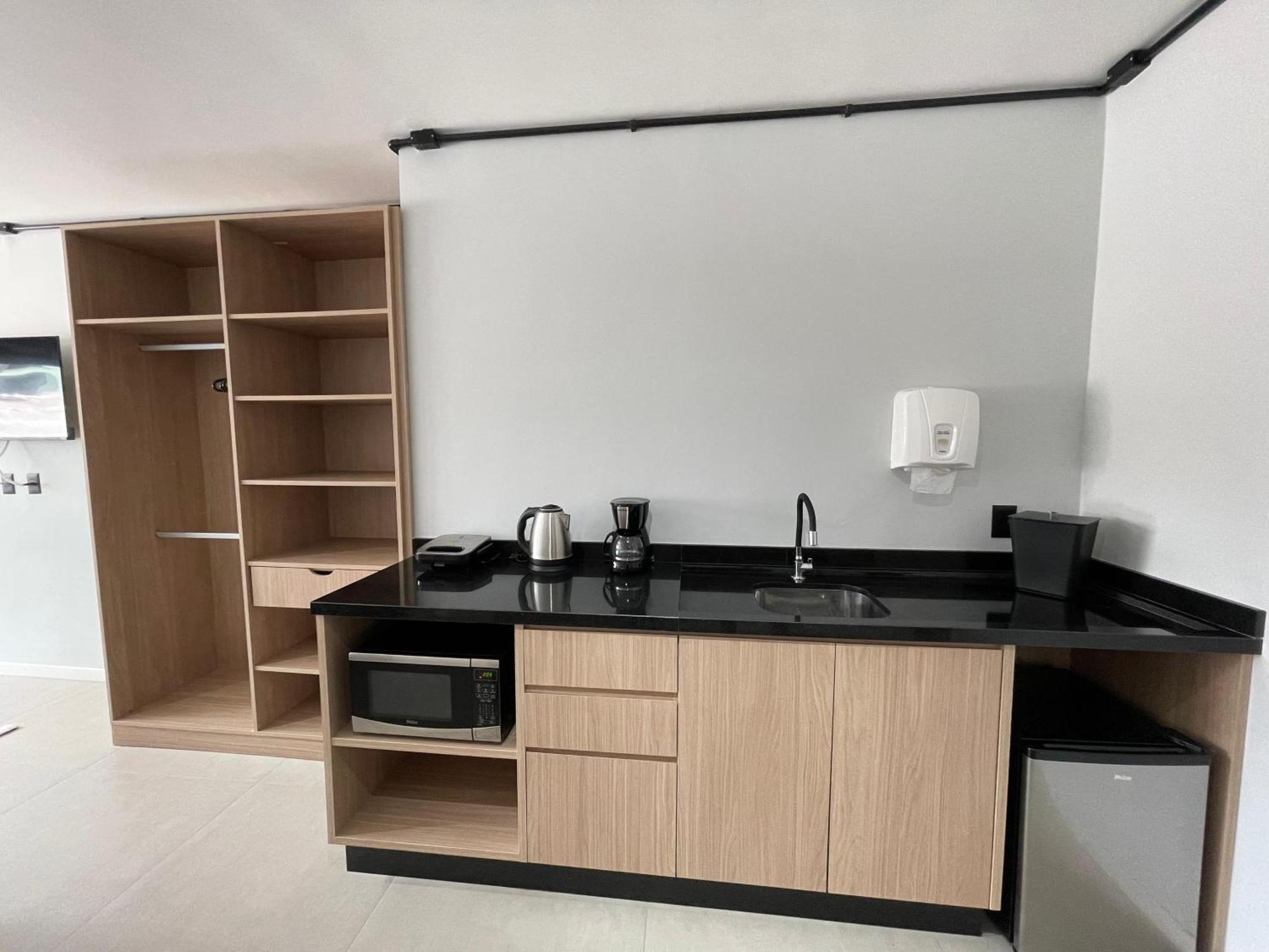422 Apartment *
