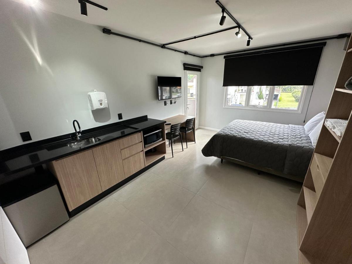 Apartamento 422 *